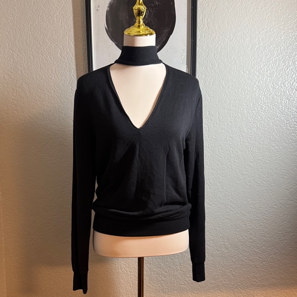 Elegant Black V-Neck Sweater for Women